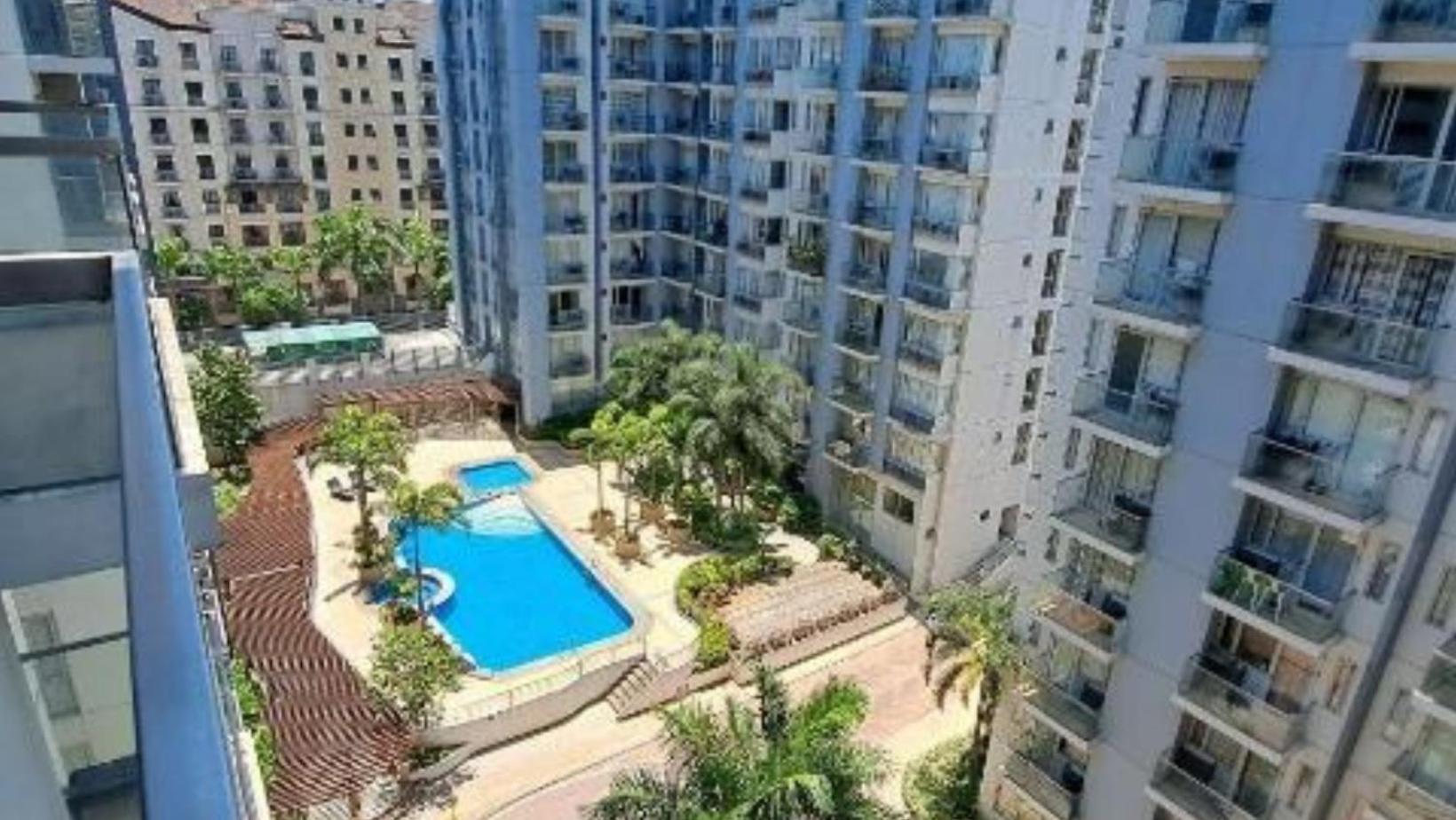 One Palm Tree Villas Condominium - Studio 10O With Balcony - Across Terminal 3 Airport Manila Eksteriør billede